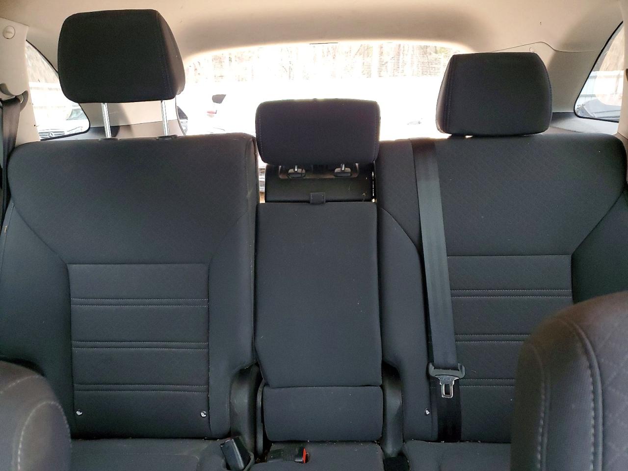2016 KIA SORENTO LX photo 10
