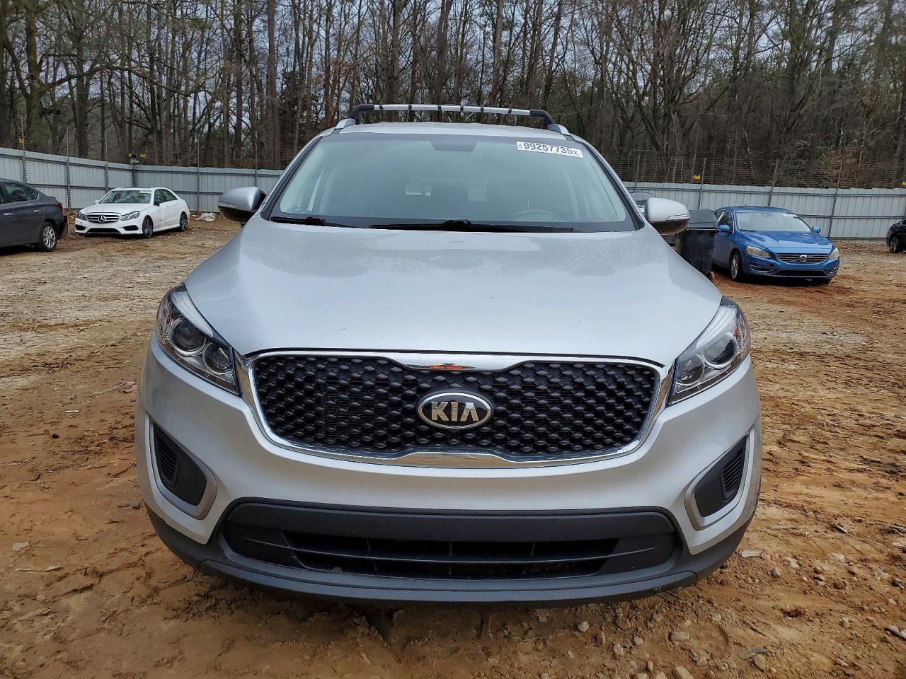 2016 KIA SORENTO LX photo 5