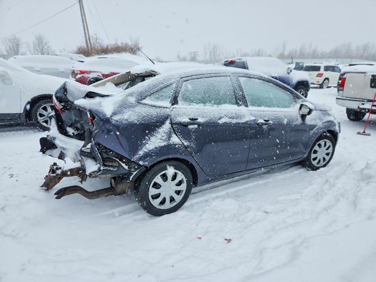 2012 FORD FIESTA S photo 3