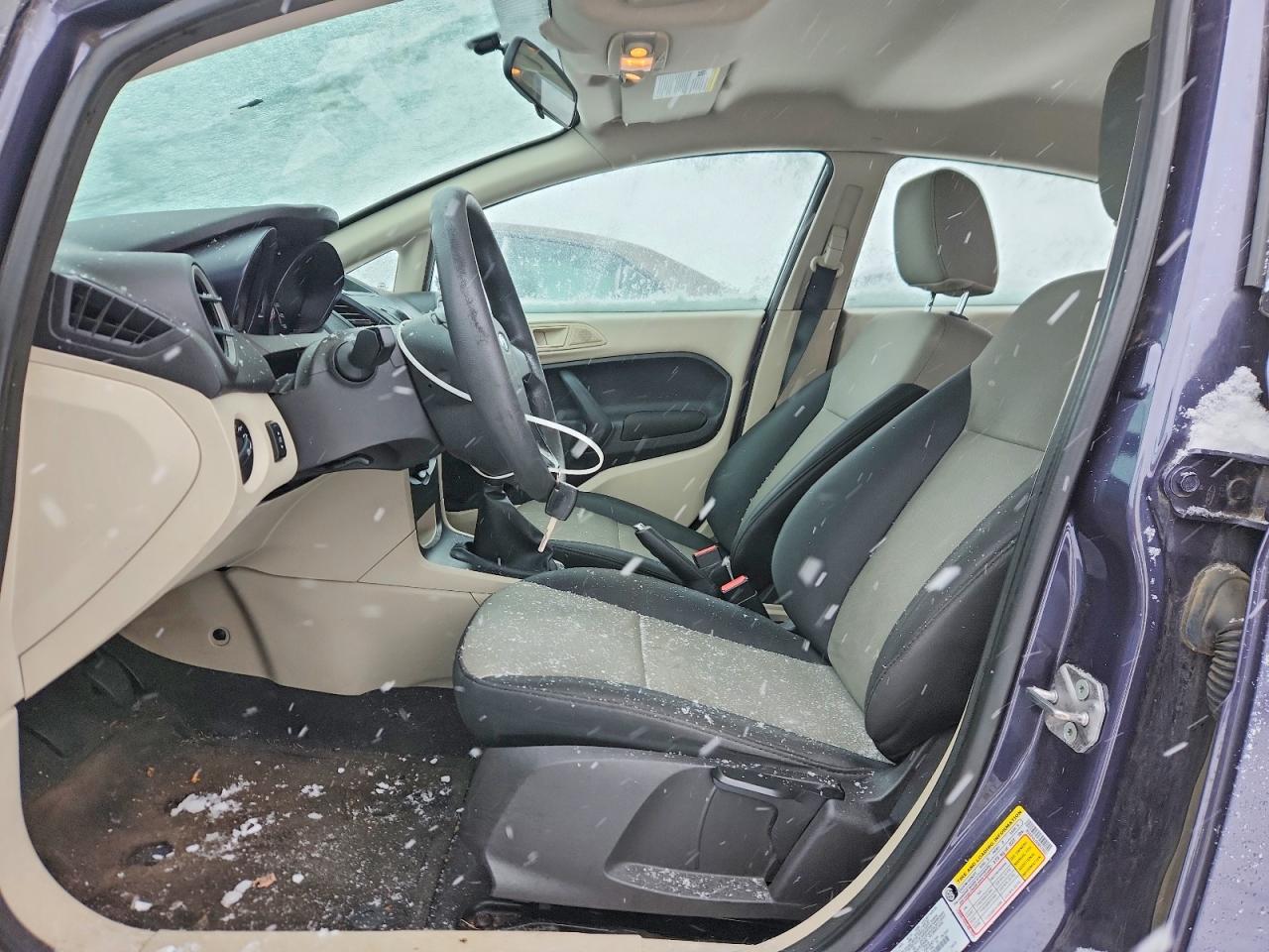 2012 FORD FIESTA S photo 7