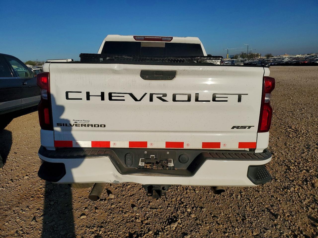 2020 CHEVROLET SILVERADO C1500 RST photo 6