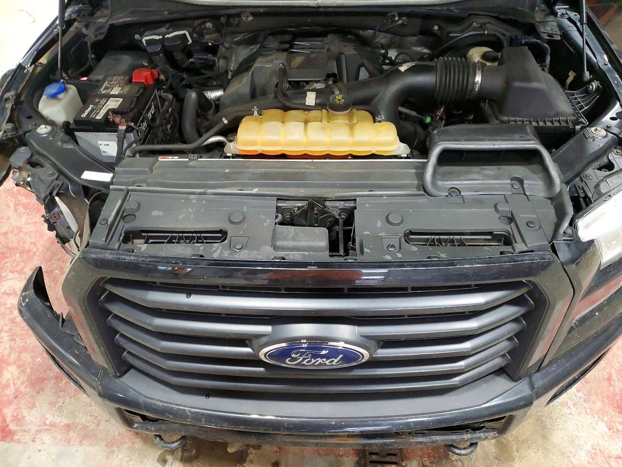 2015 FORD F150 SUPERCREW photo 12