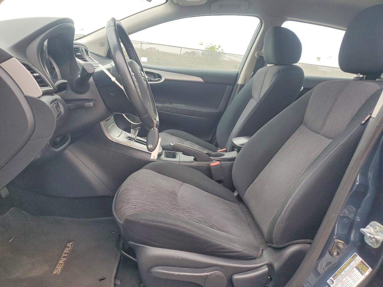 2015 NISSAN SENTRA S photo 7