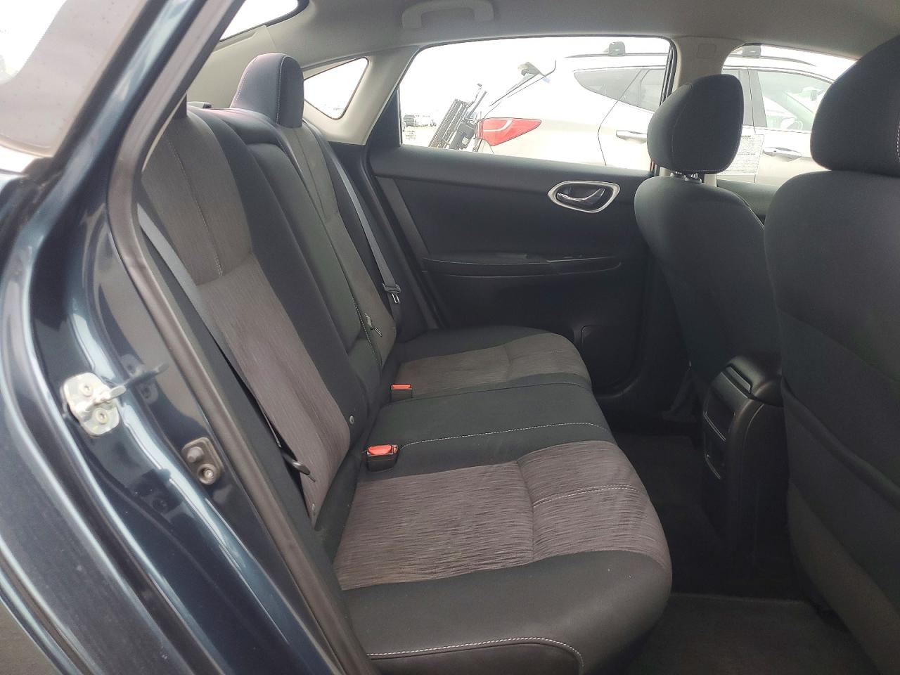 2015 NISSAN SENTRA S photo 10