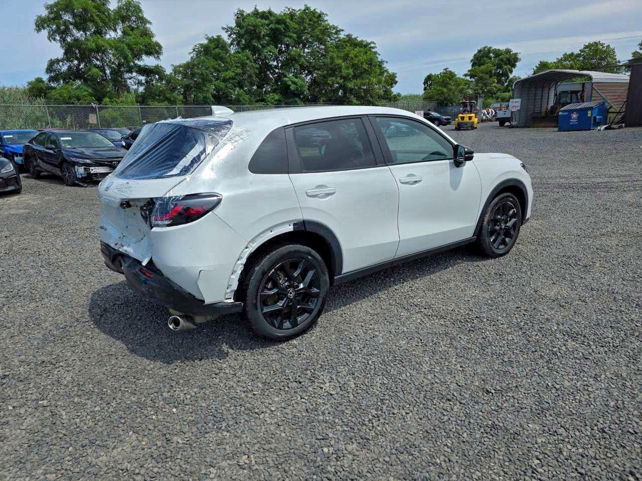 2024 HONDA HR-V SPORT photo 4