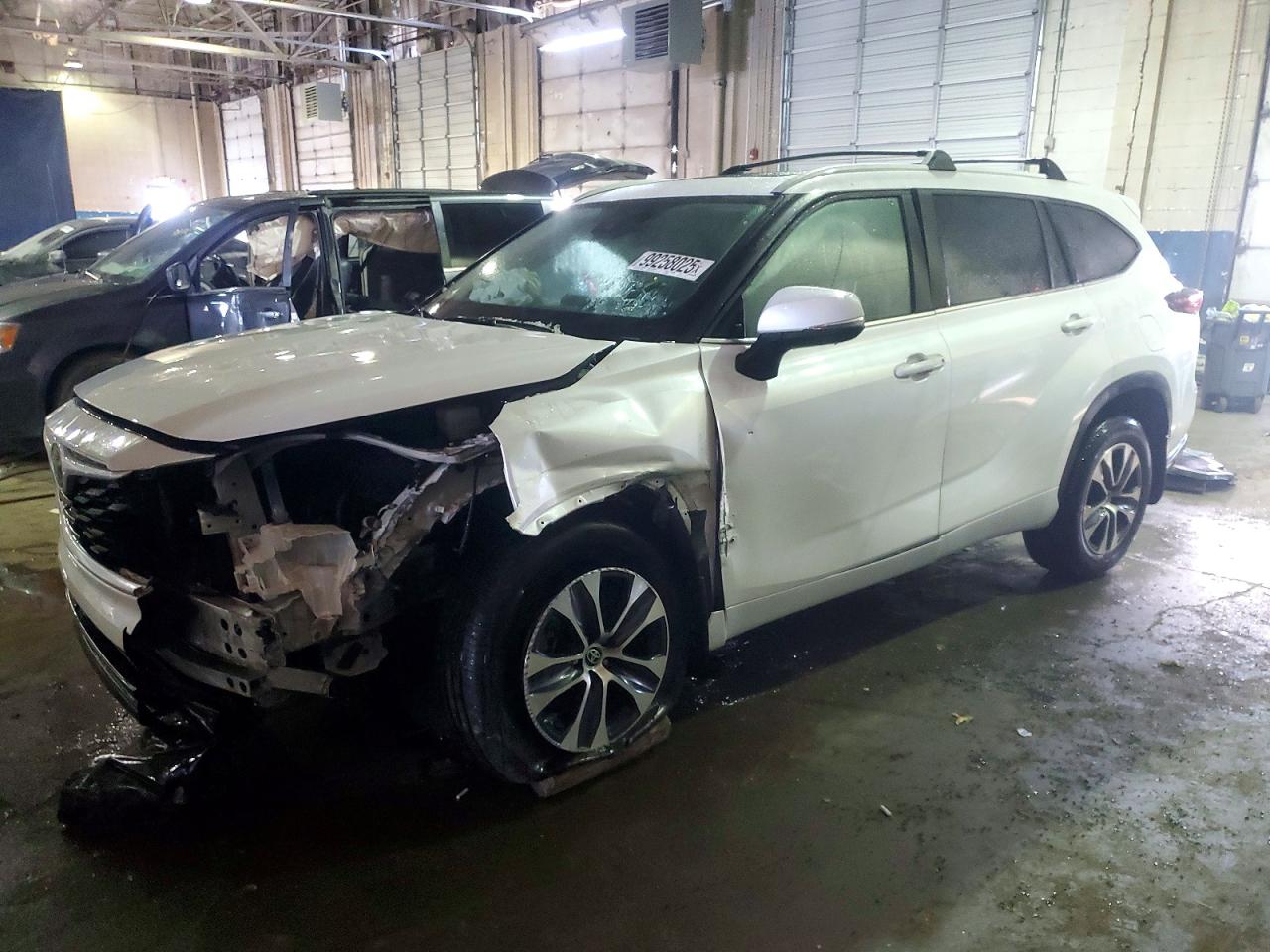 2024 TOYOTA HIGHLANDER