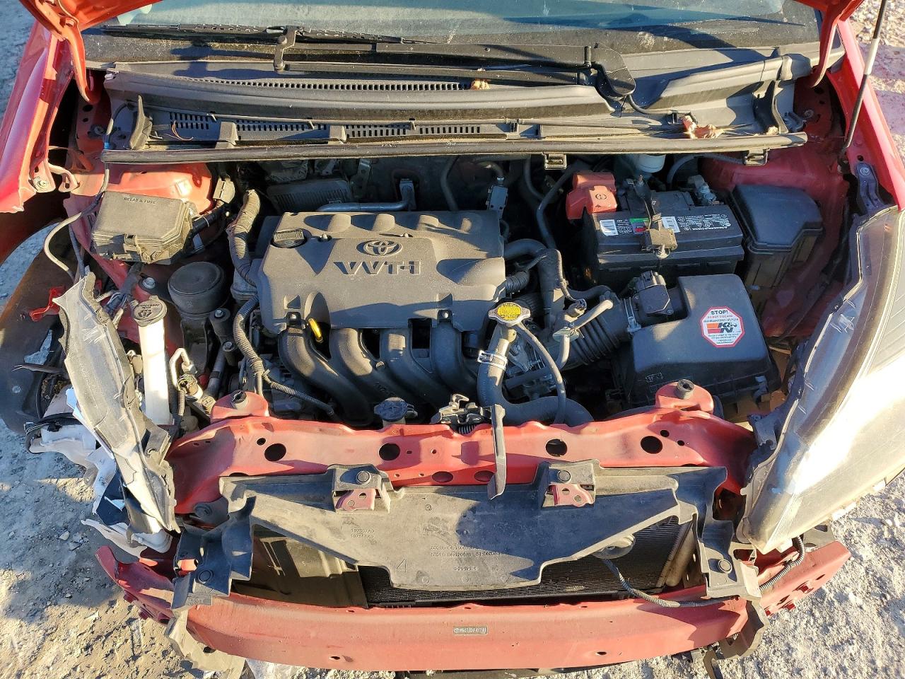 2015 TOYOTA YARIS photo 11