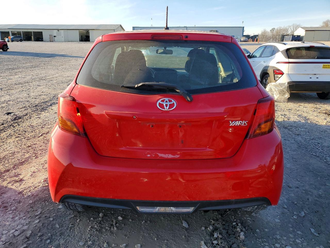 2015 TOYOTA YARIS photo 6