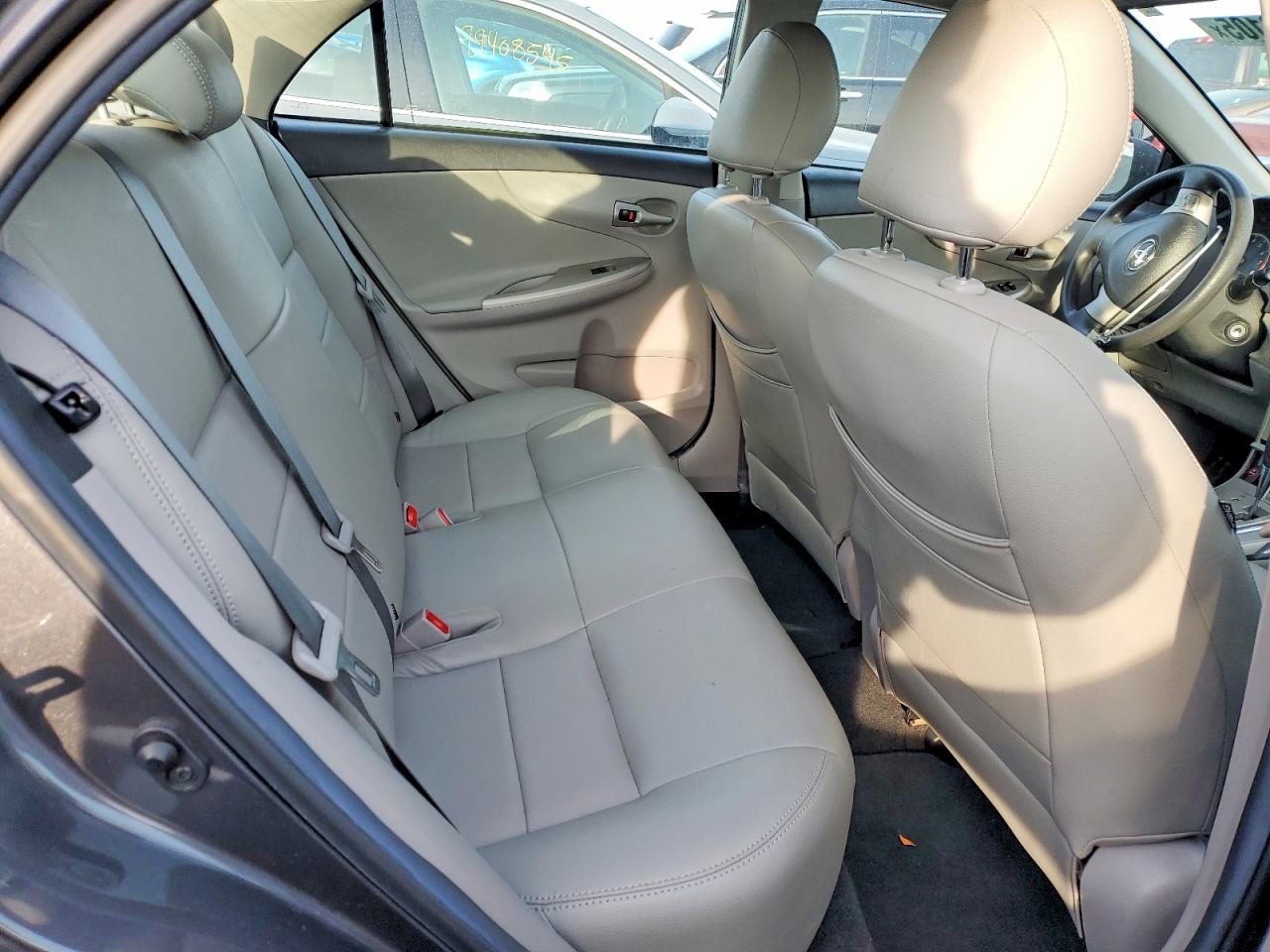 2013 TOYOTA COROLLA BASE photo 10