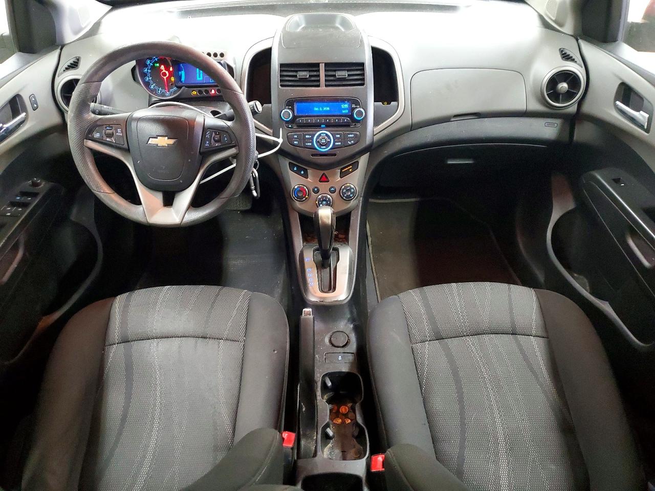 2014 CHEVROLET SONIC LT photo 8