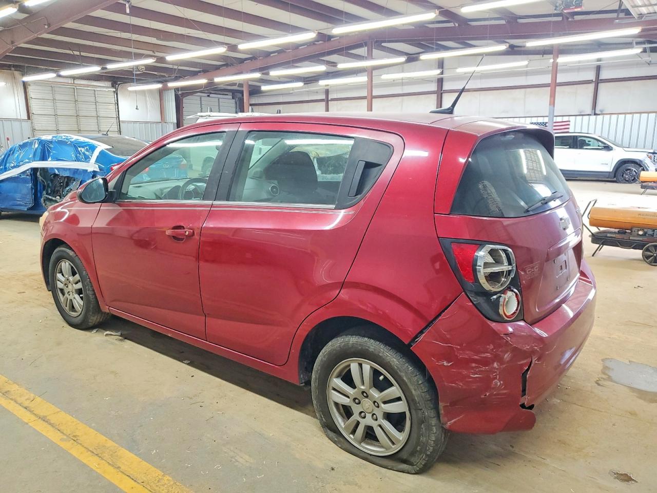 2014 CHEVROLET SONIC LT photo 2