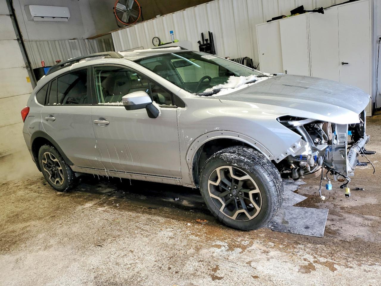 2017 SUBARU CROSSTREK LIMITED photo 4