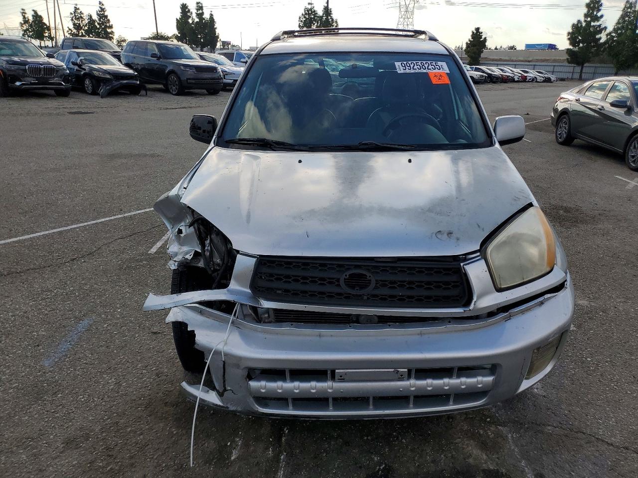 2002 TOYOTA RAV4 photo 5