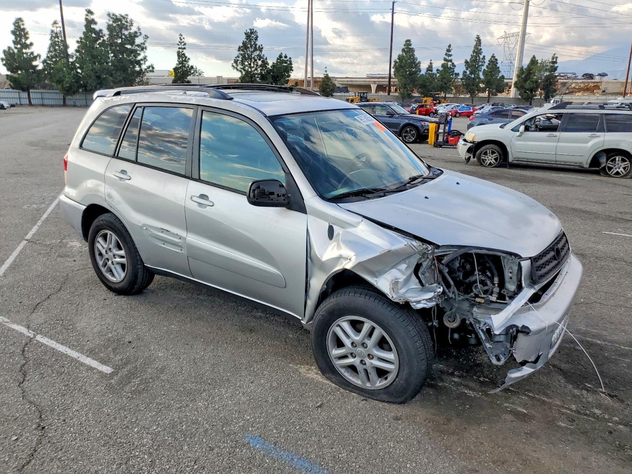 2002 TOYOTA RAV4 photo 4