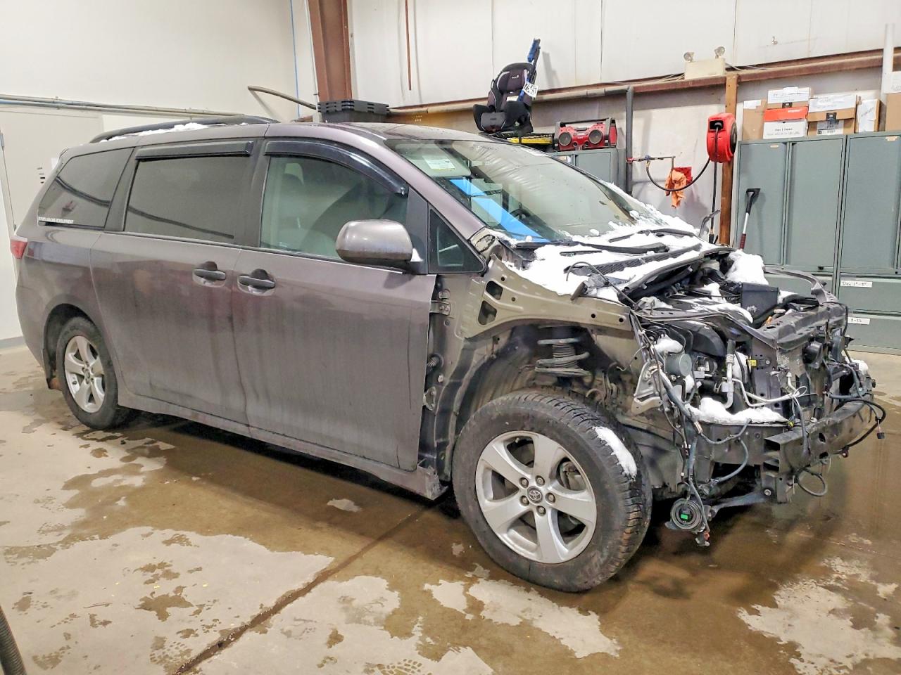 2020 TOYOTA SIENNA L photo 4