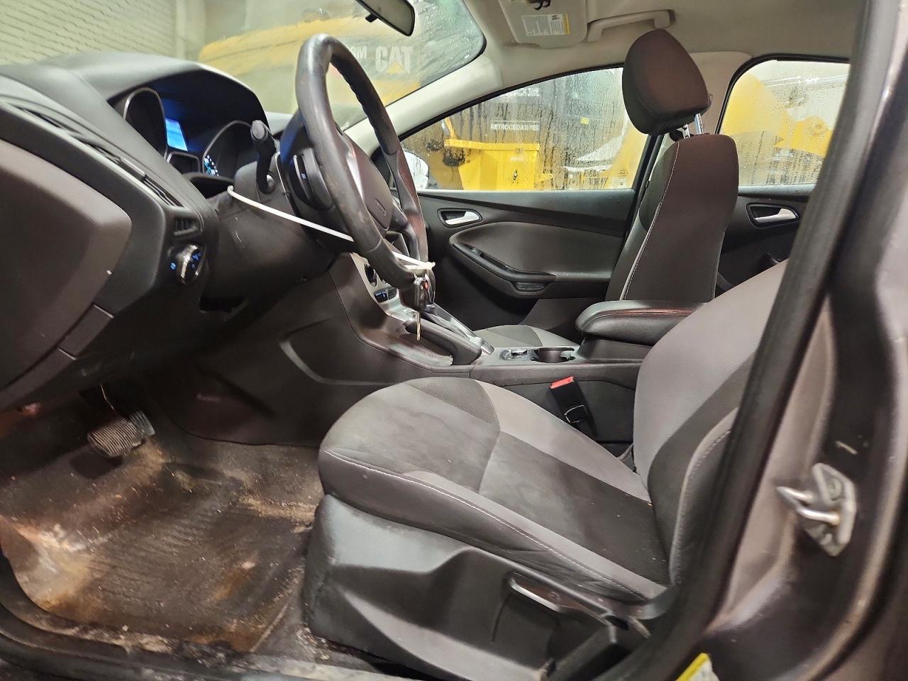 2014 FORD FOCUS SE photo 7