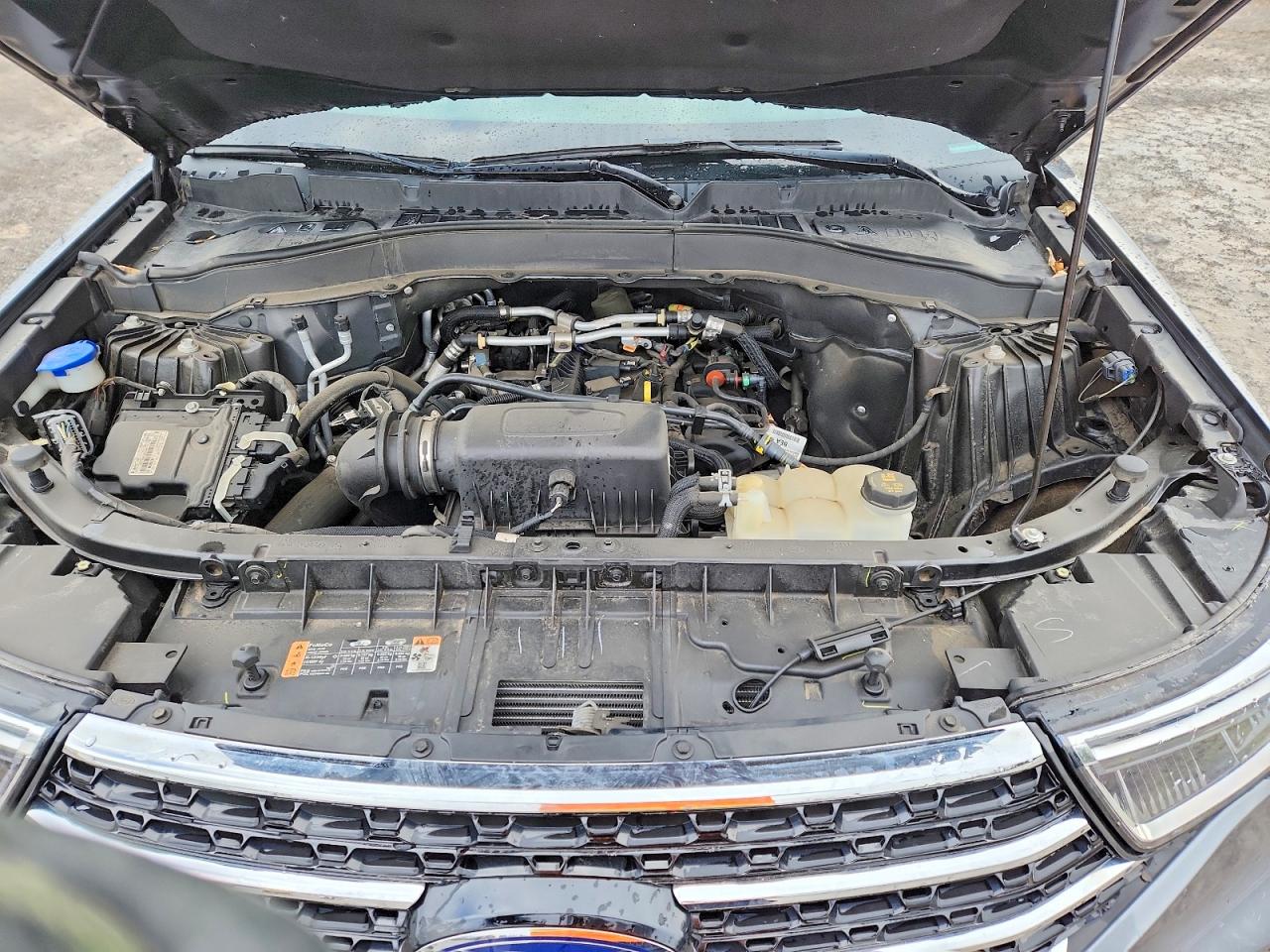 2021 FORD EXPLORER XLT photo 12