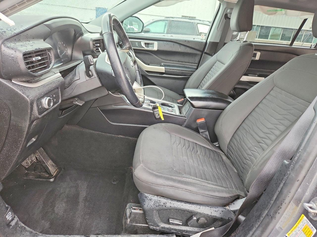 2021 FORD EXPLORER XLT photo 7