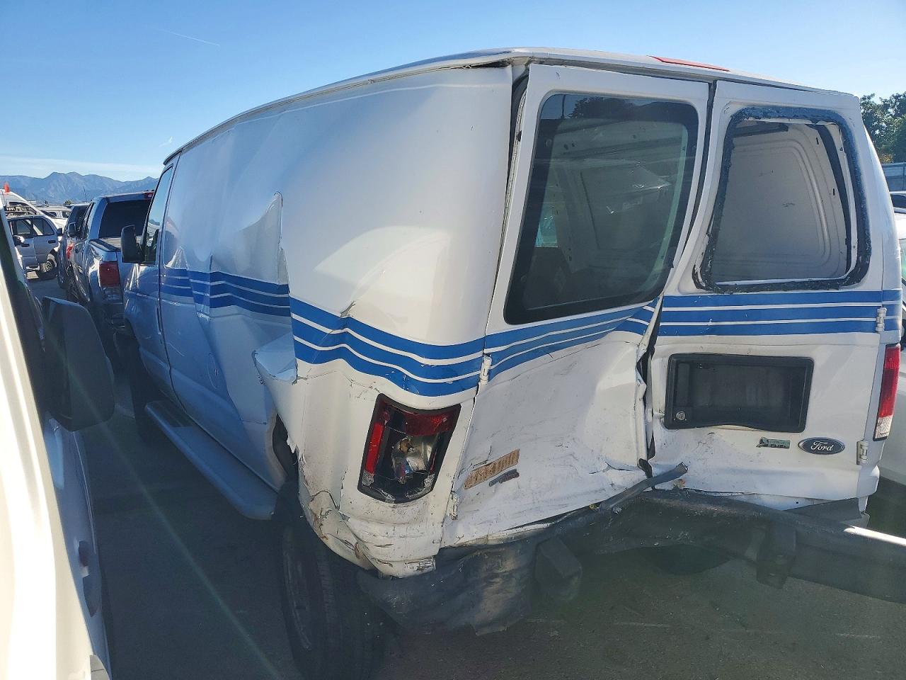 2013 FORD E250 UTILITY / SERVICE VAN photo 2