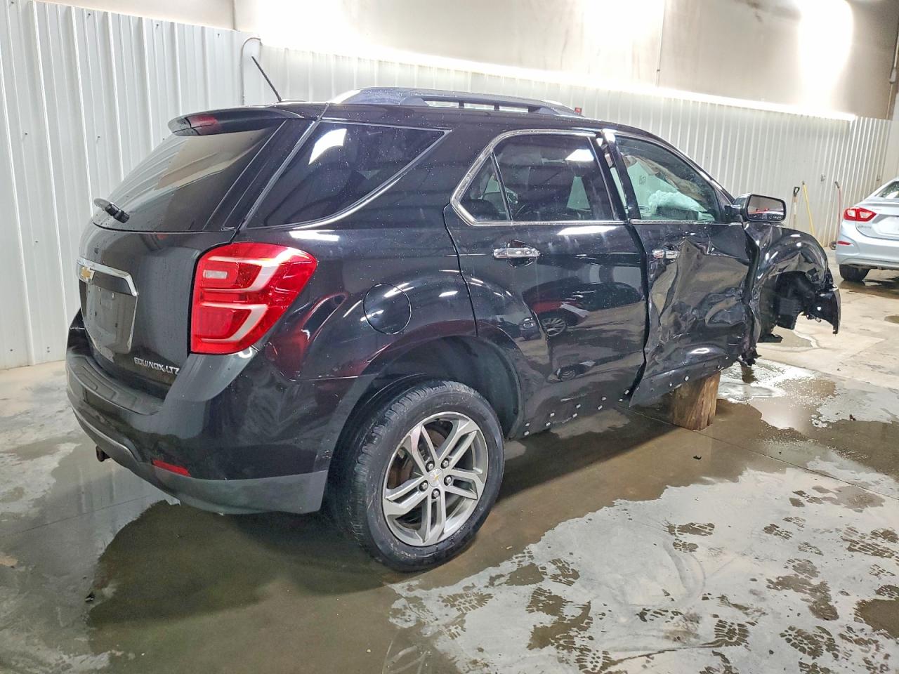 2016 CHEVROLET EQUINOX LTZ photo 3