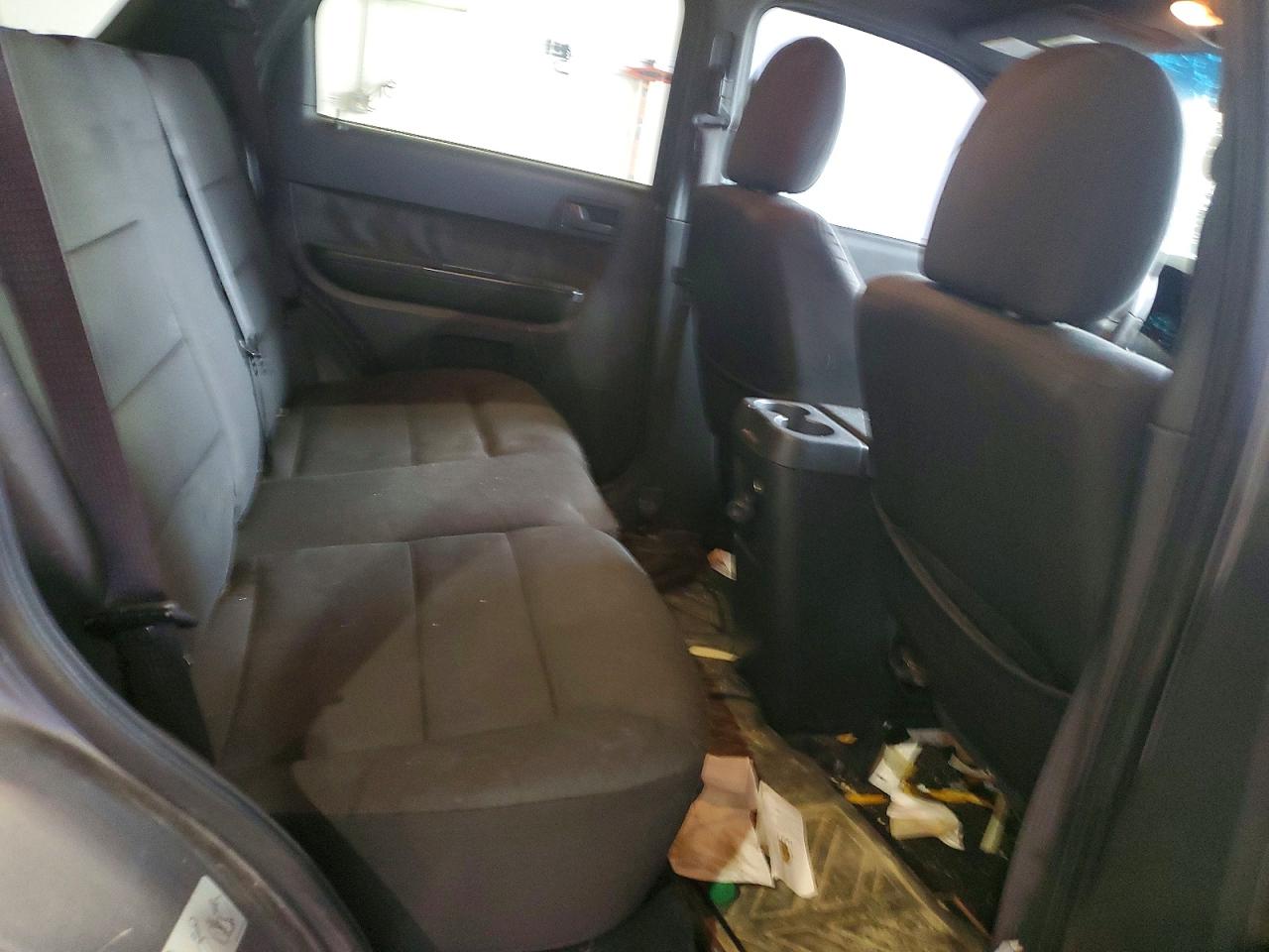 2012 FORD ESCAPE XLT photo 10