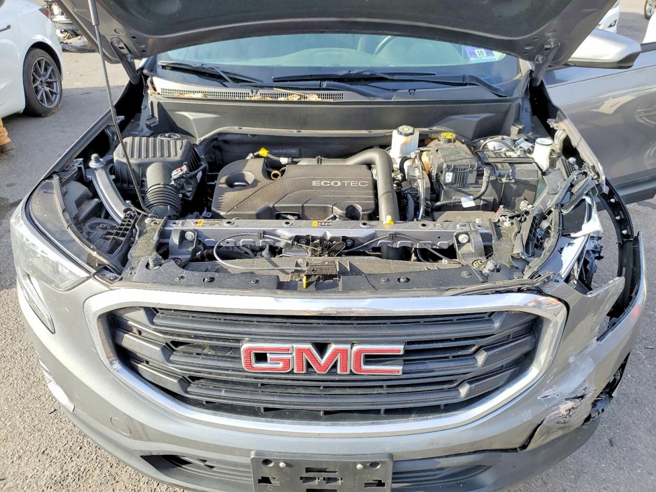 2019 GMC TERRAIN SLE photo 11