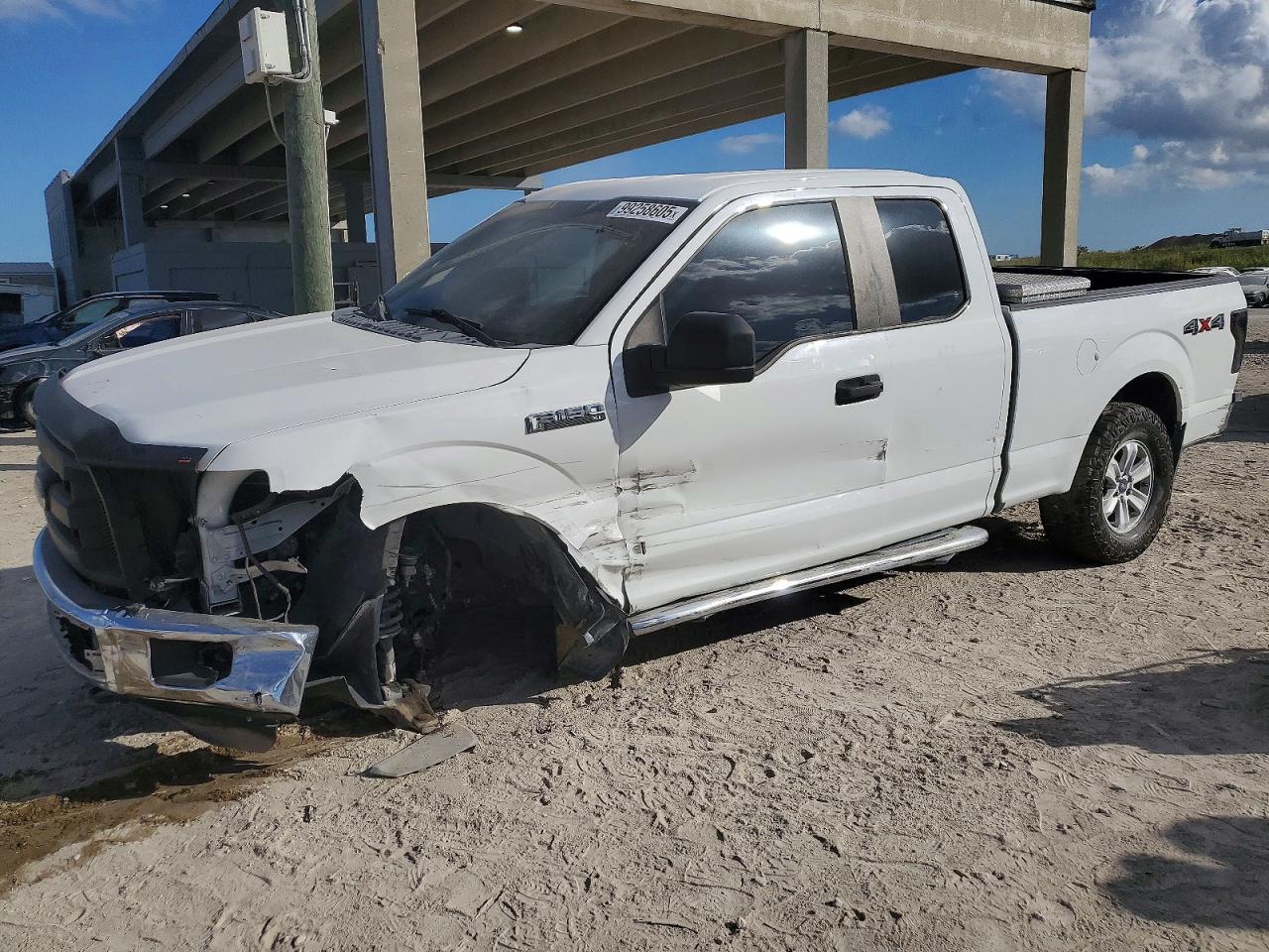 2016 FORD F150