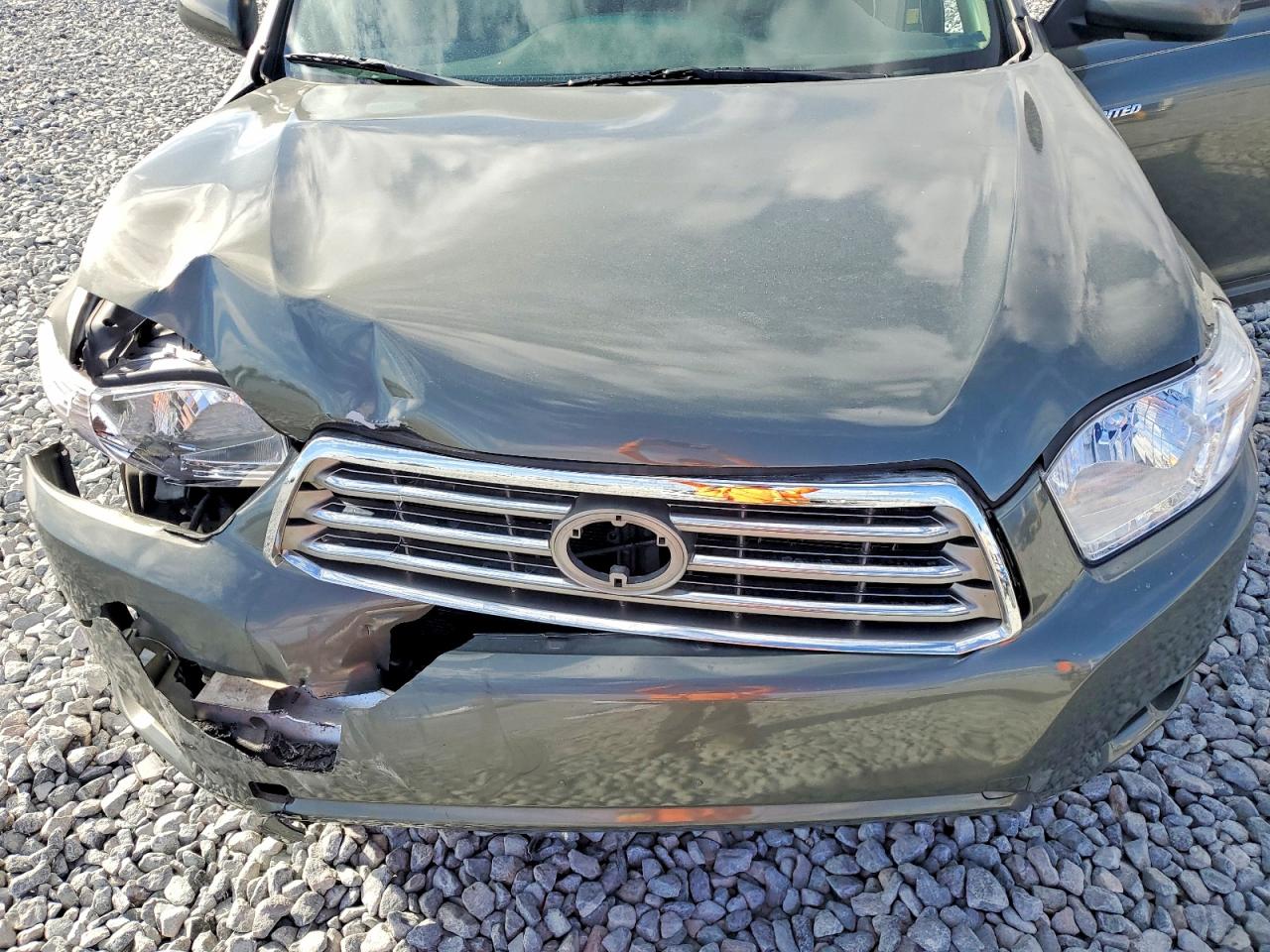 2010 TOYOTA HIGHLANDER LIMITED photo 12