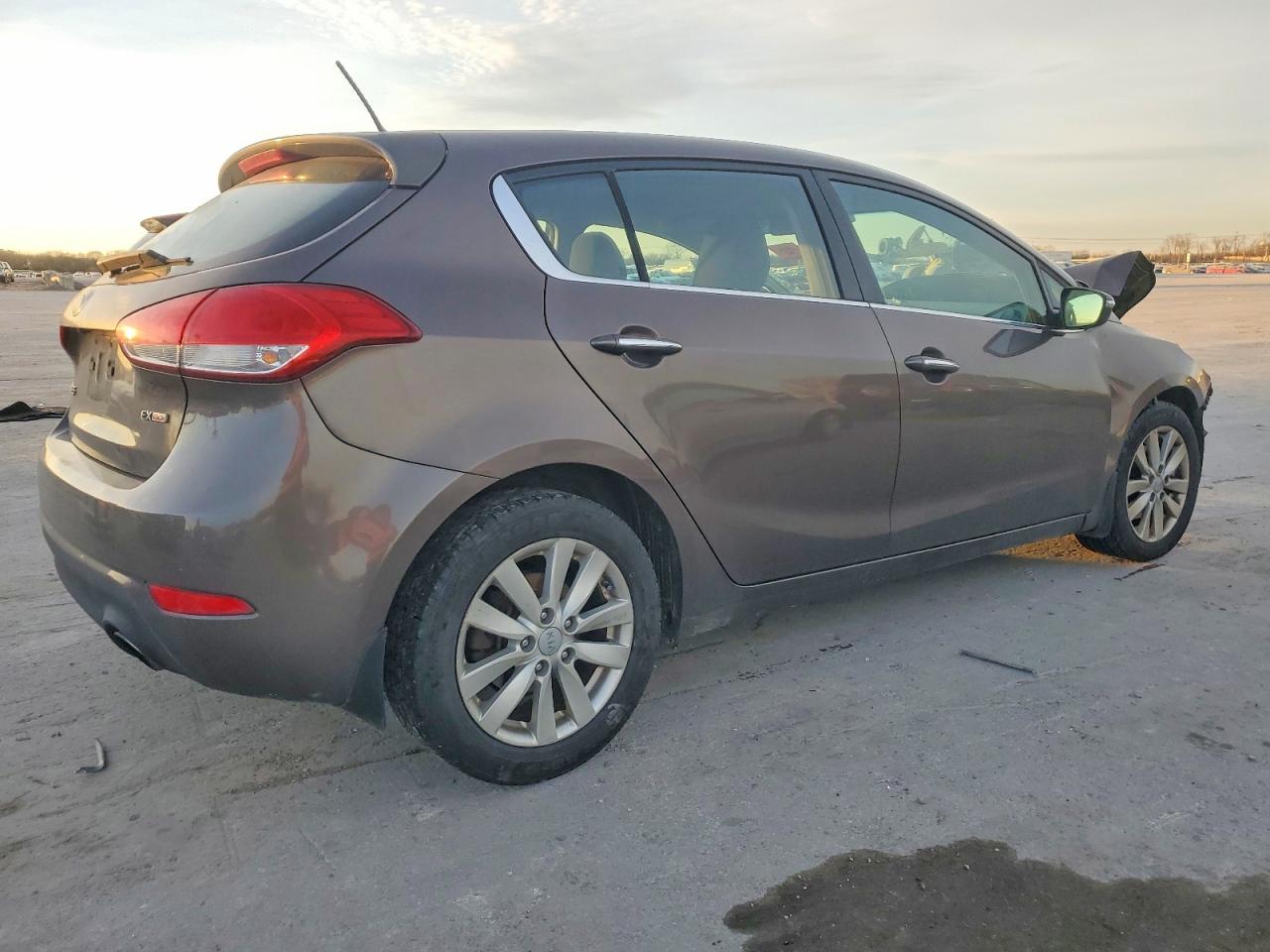 2014 KIA FORTE EX photo 7