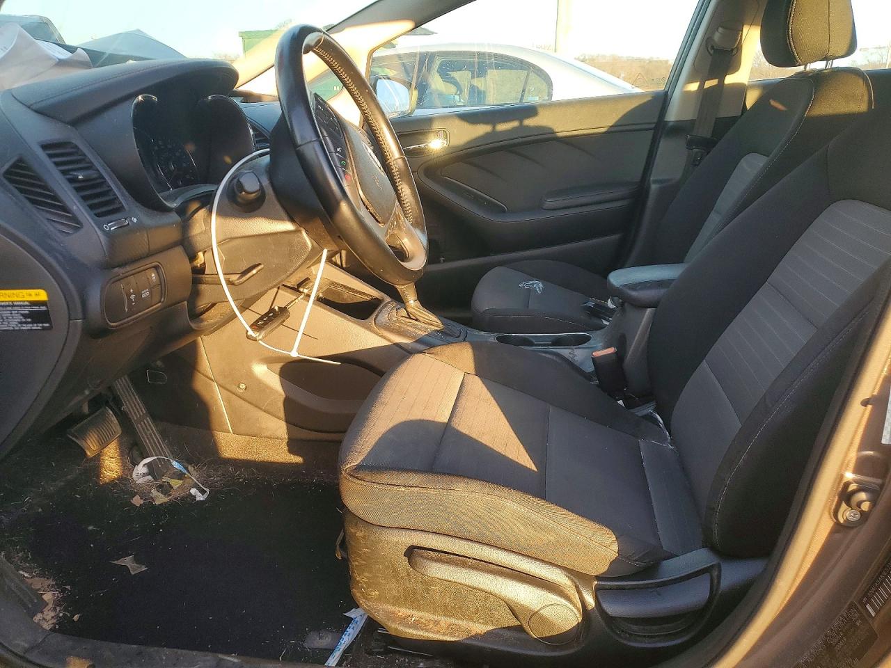 2014 KIA FORTE EX photo 19