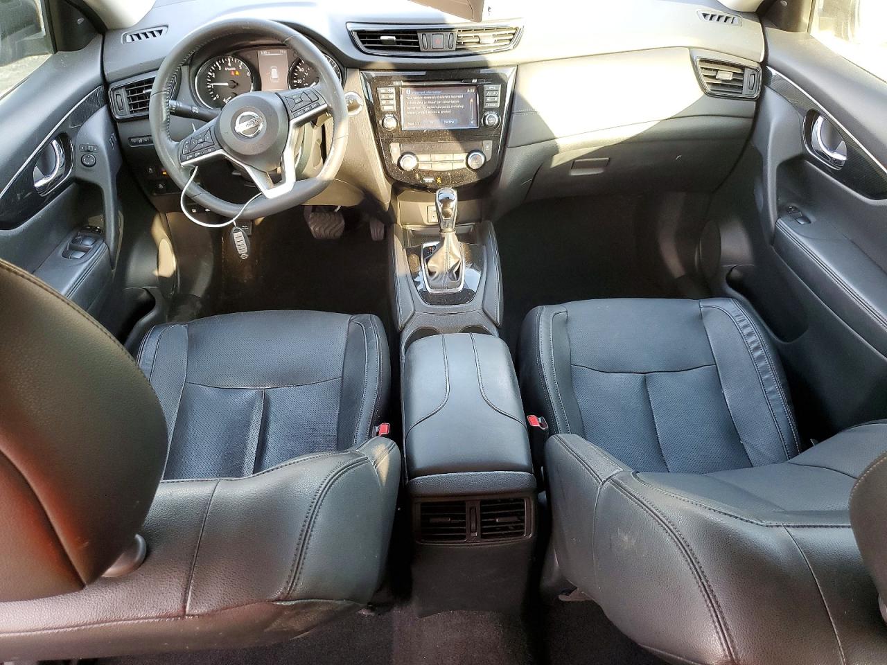 2017 NISSAN ROGUE S photo 15