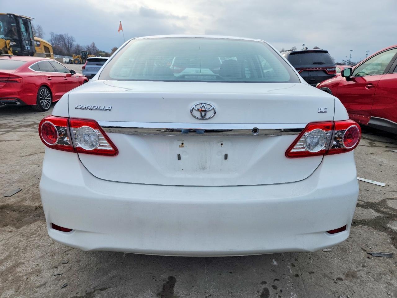 2013 TOYOTA COROLLA BASE photo 6