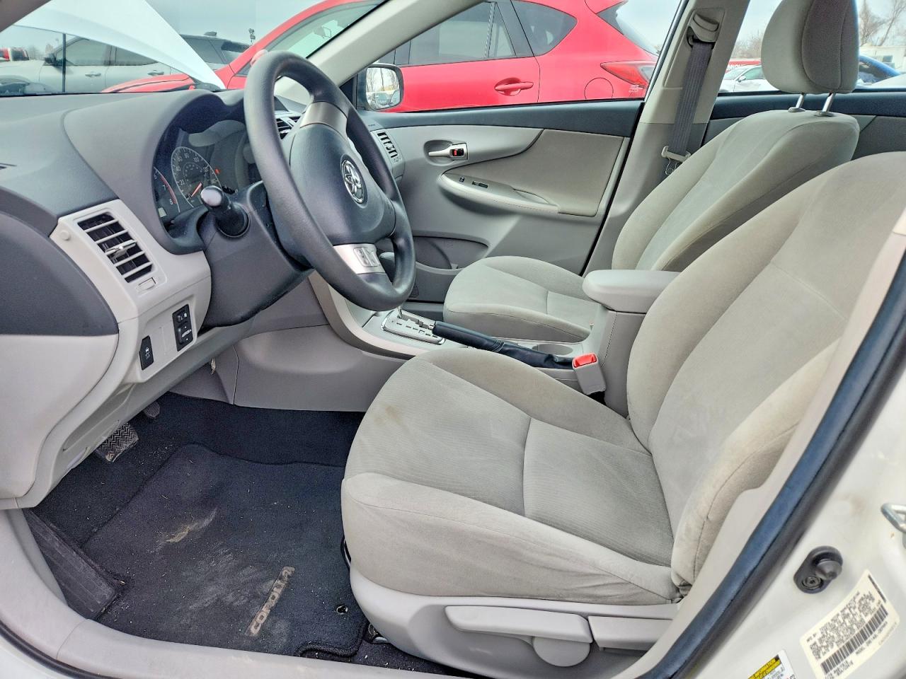 2013 TOYOTA COROLLA BASE photo 7