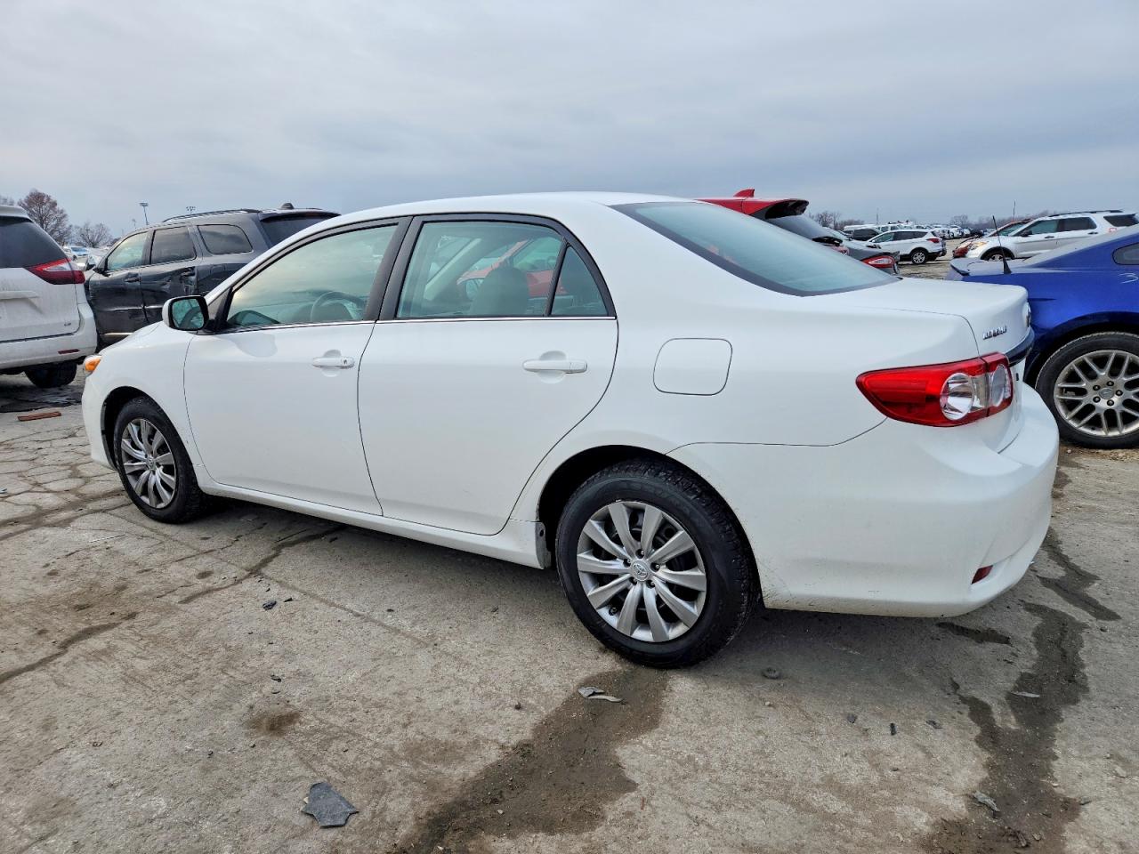2013 TOYOTA COROLLA BASE photo 2