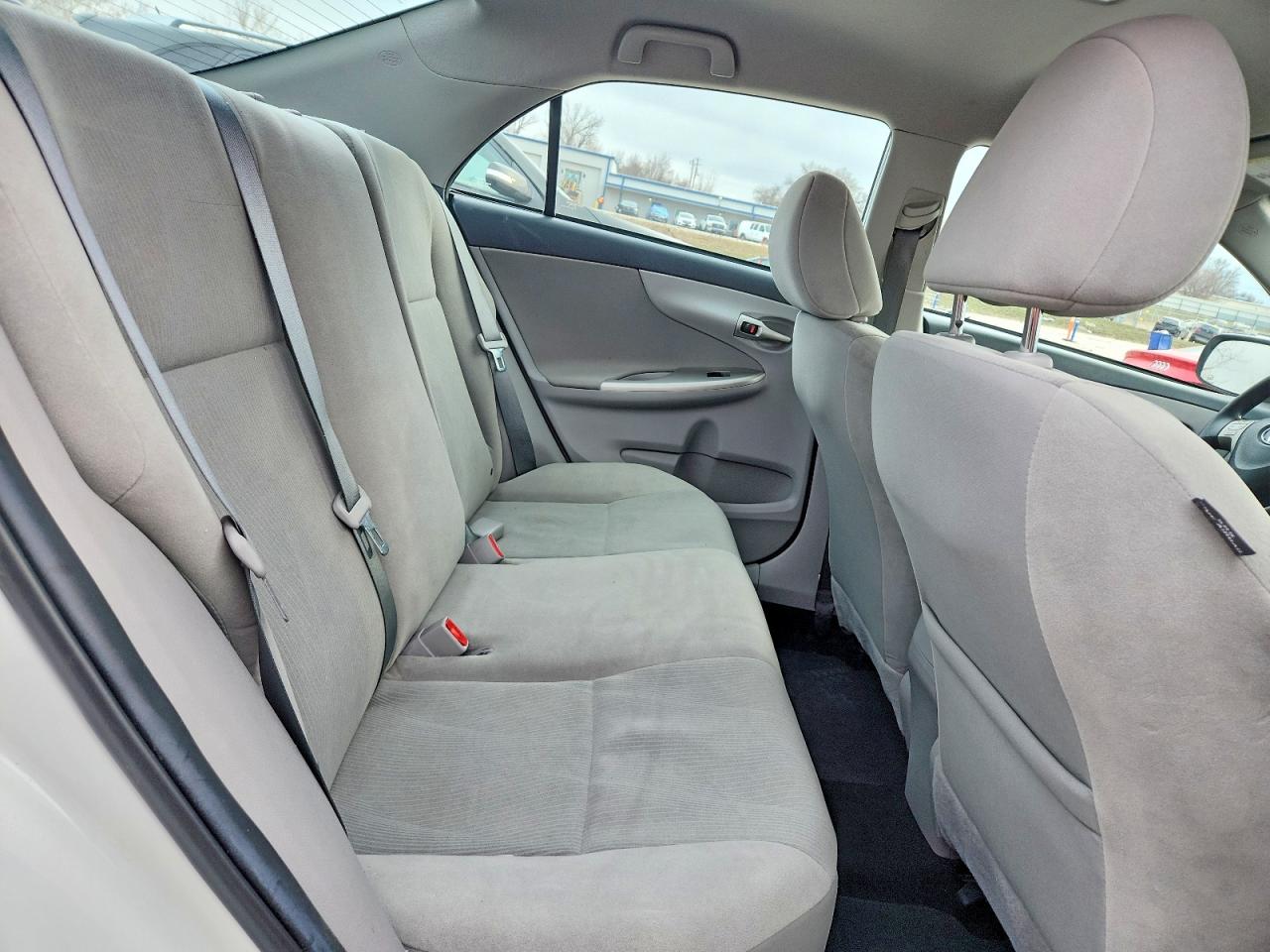 2013 TOYOTA COROLLA BASE photo 10