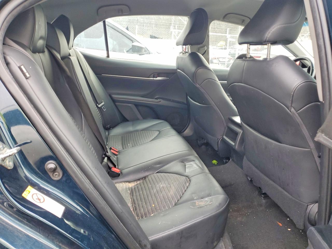 2018 TOYOTA CAMRY L photo 10