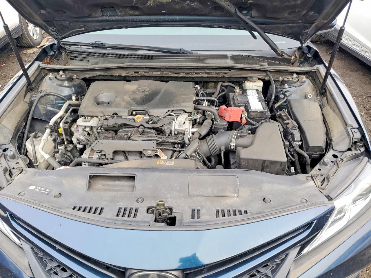 2018 TOYOTA CAMRY L photo 11