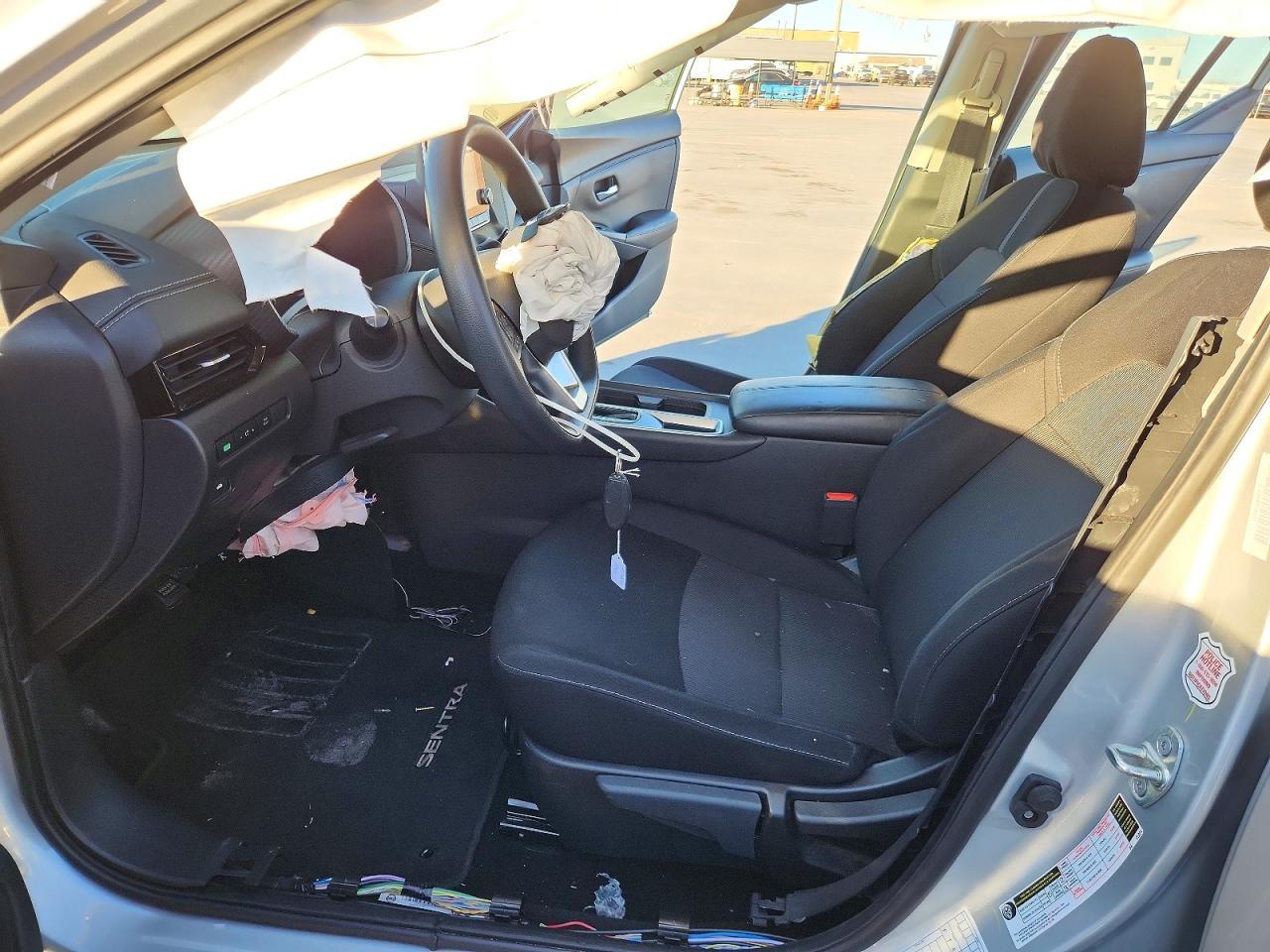 2023 NISSAN SENTRA SV photo 7