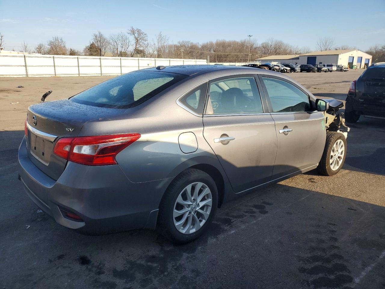 2018 NISSAN SENTRA S photo 3