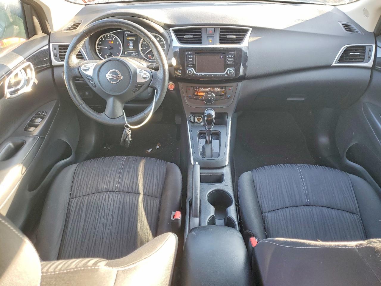 2018 NISSAN SENTRA S photo 8