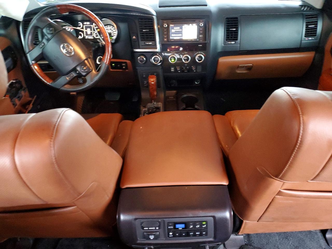 2018 TOYOTA SEQUOIA PLATINUM photo 8