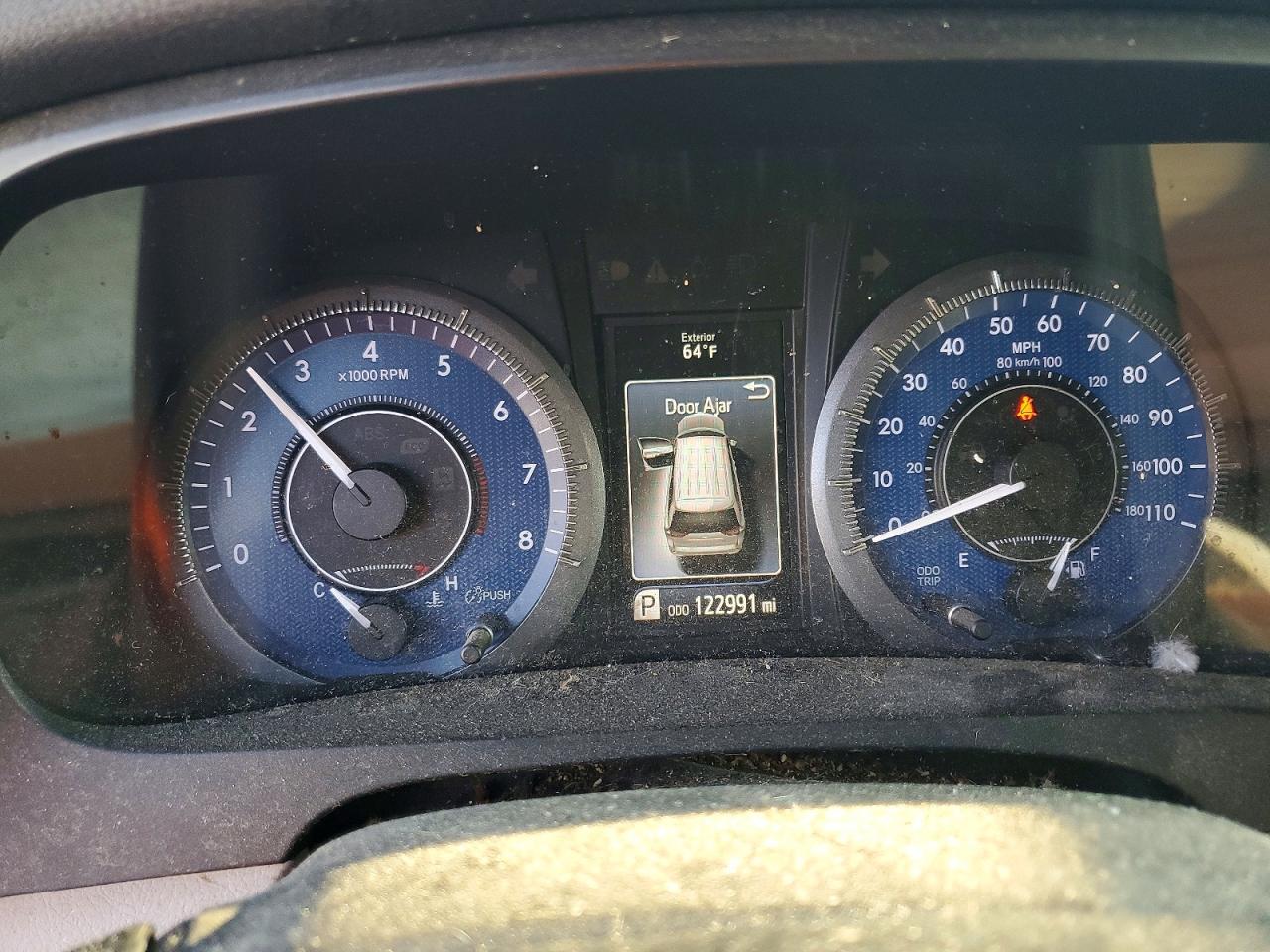 2016 TOYOTA SIENNA XLE photo 9