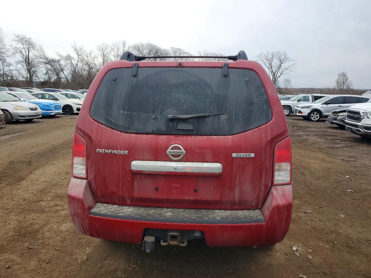 2011 NISSAN PATHFINDER S photo 6