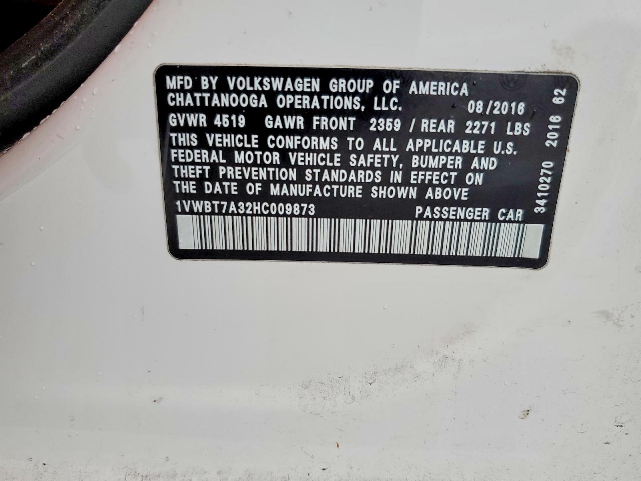 2017 VOLKSWAGEN PASSAT SE photo 12