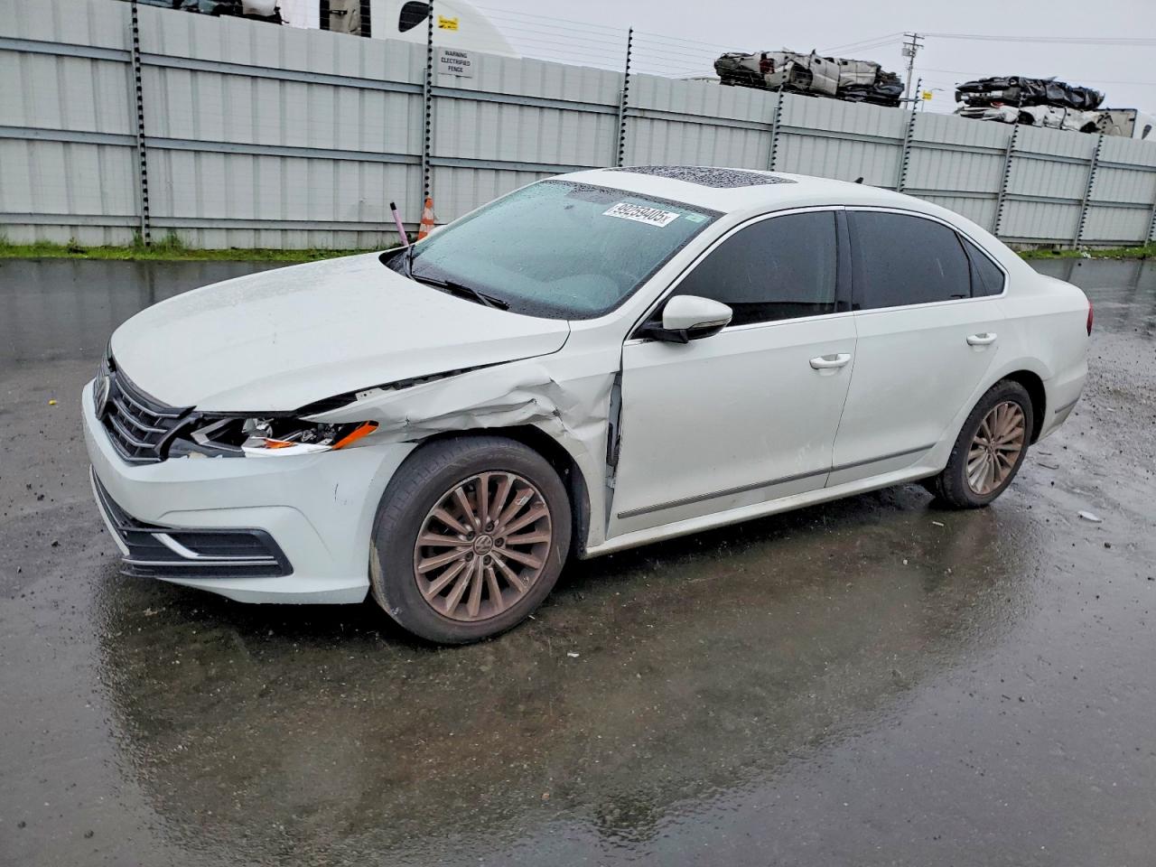 2017 VOLKSWAGEN PASSAT