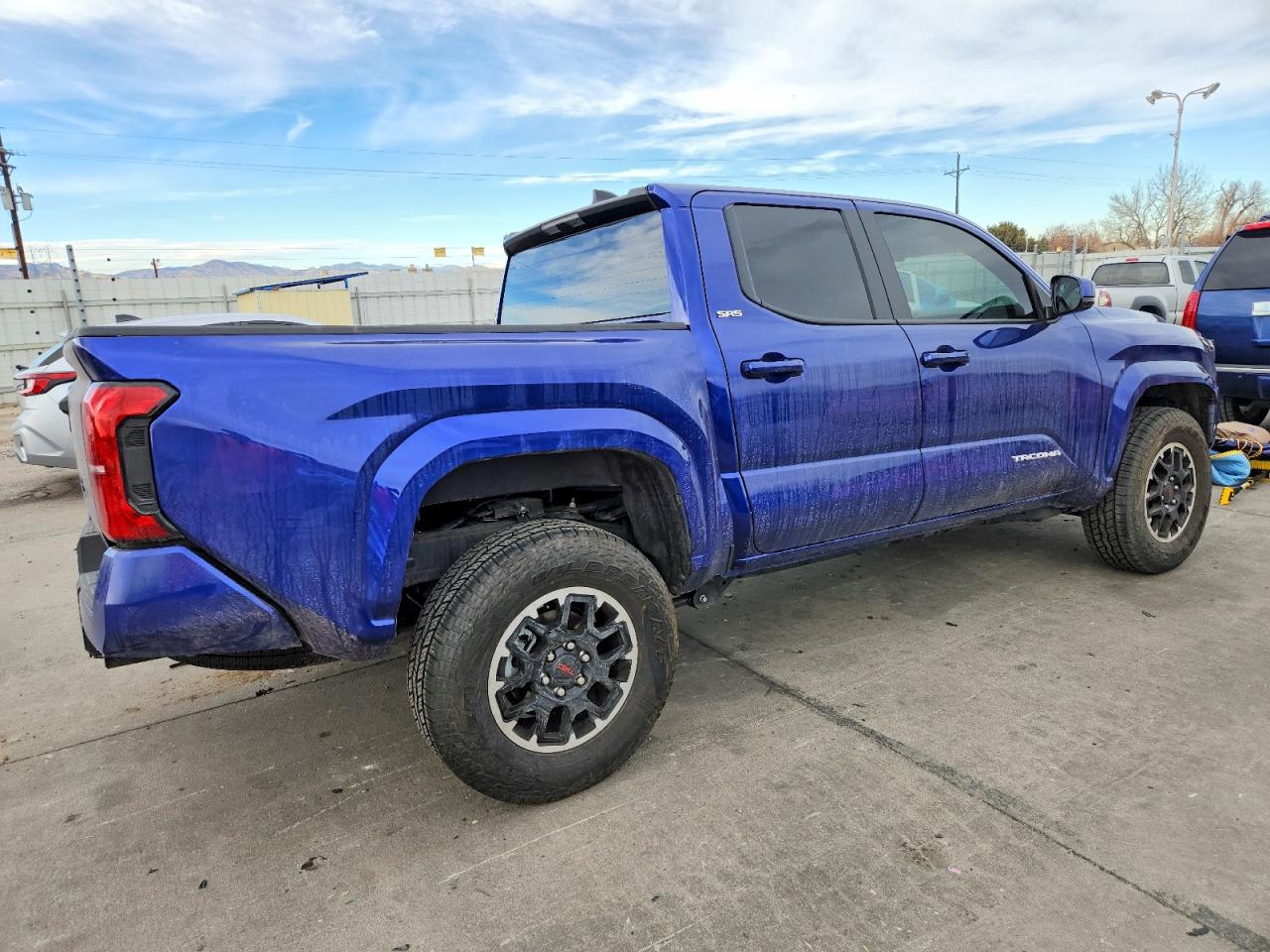 2025 TOYOTA TACOMA DOUBLE CAB photo 9
