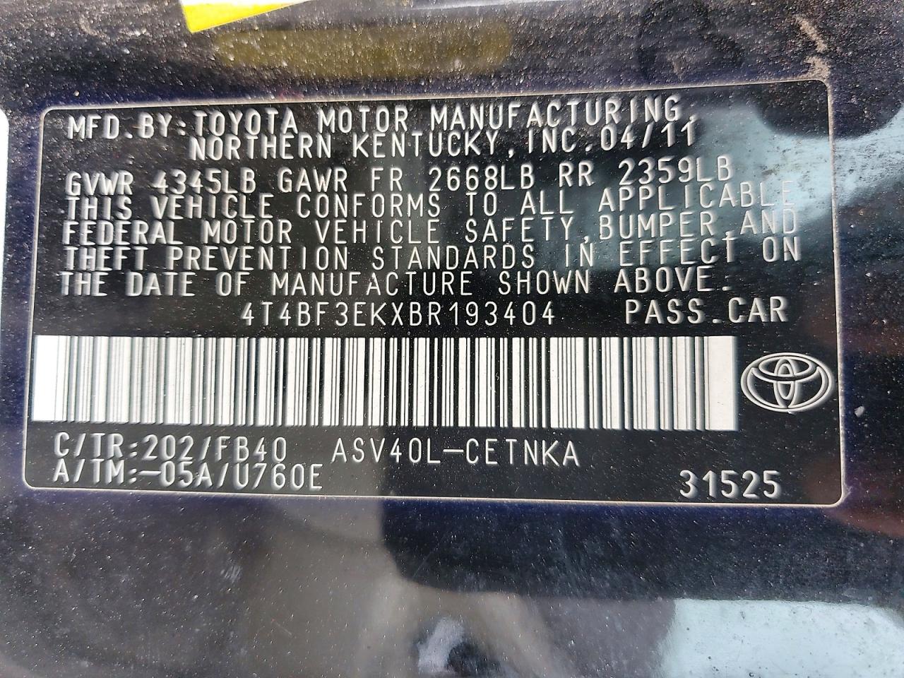 2011 TOYOTA CAMRY BASE photo 13