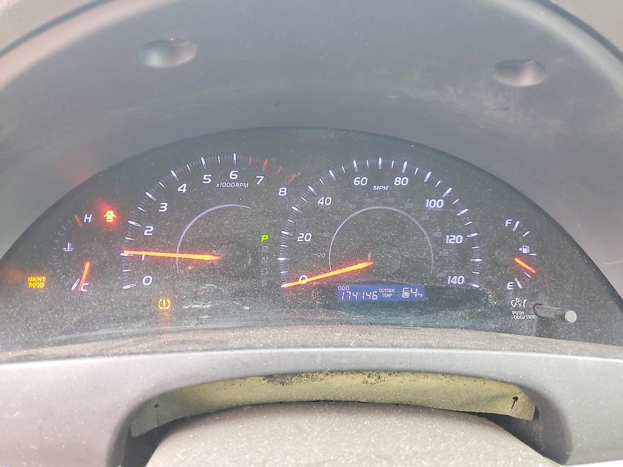 2011 TOYOTA CAMRY BASE photo 9