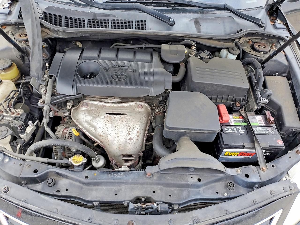 2011 TOYOTA CAMRY BASE photo 11