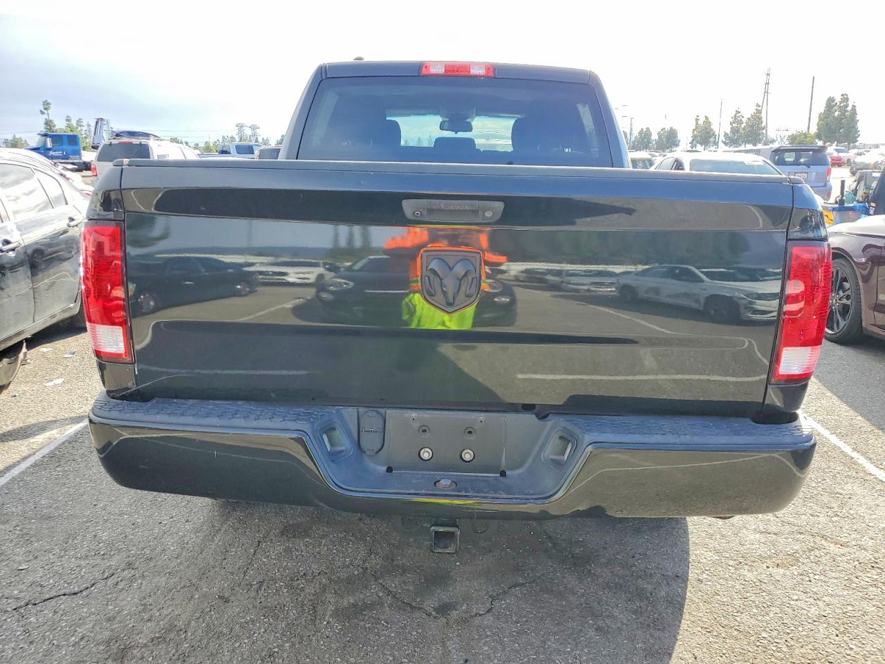 2016 RAM 1500 ST photo 6